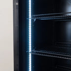 Getränkekühlschrank ECO 1000 mit Schiebetüren und Leuchtaufsatz