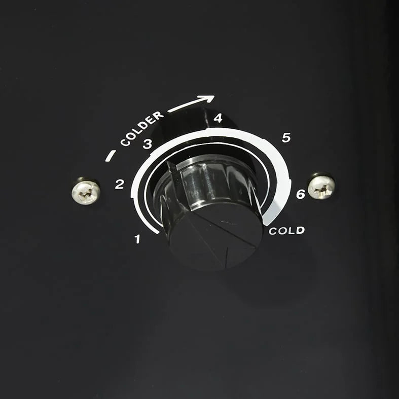 Gastro-Cool DC400 Getränkekühlschrank Afri-Cola 400 Liter schwarz/schwarz, LED
