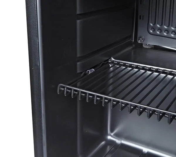 Gastro-Cool KW50 Getränkekühlschrank 46 Liter schwarz/schwarz, LED