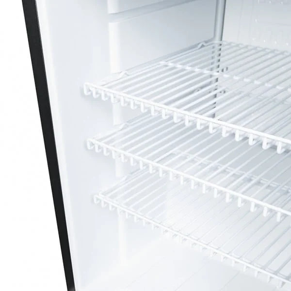 Gastro-Cool KW65 Getränkekühlschrank 62 Liter schwarz/weiß, LED