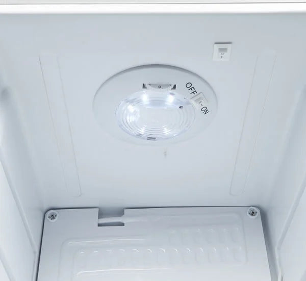 Gastro-Cool KW65 Getränkekühlschrank 62 Liter schwarz/weiß, LED