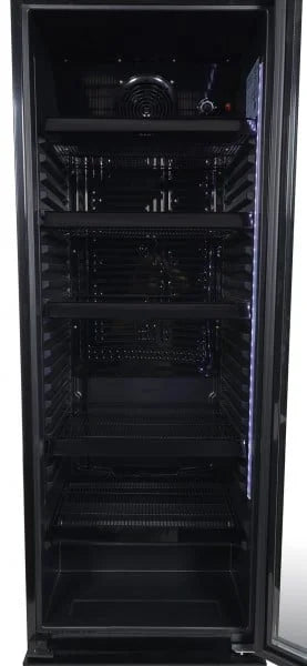 Gastro-Cool GD360 Getränkekühlschrank 360 Liter schwarz/schwarz, LED