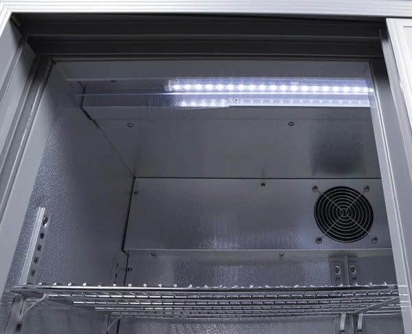 Gastro-Cool UC200 Barkühlschrank 208 Liter Schiebetüren silber, LED, unterbaufähig