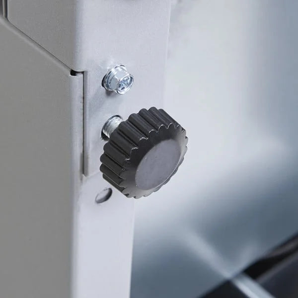 Gastro-Cool UC200 Barkühlschrank 208 Liter Schiebetüren silber, LED, unterbaufähig