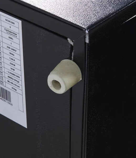 Gastro-Cool UC200 Barkühlschrank 208 Liter Schiebetüren schwarz, LED, unterbaufähig