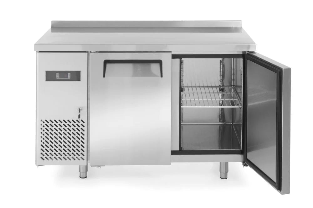 Kitchen Line Tiefkühltisch- dreitürig 390 Liter