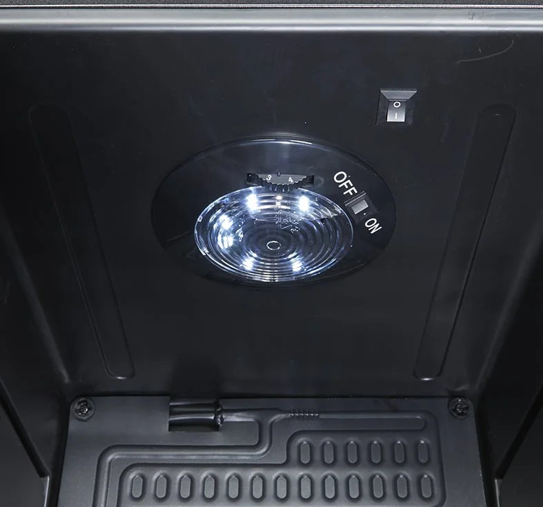 Gastro-Cool KW90 Getränkekühlschrank 88 Liter schwarz/schwarz, LED
