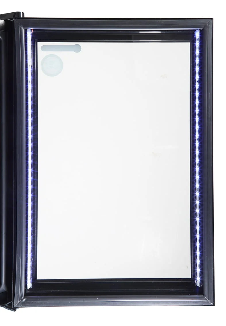 Gastro-Cool KW90 Getränkekühlschrank 88 Liter schwarz/schwarz, LED