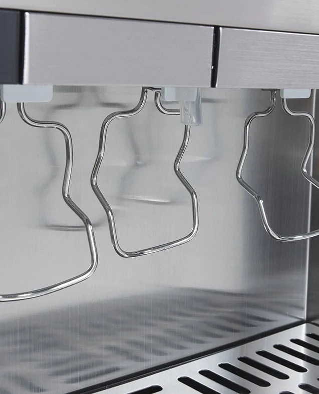 Gastro-Cool BIB30 Bag-in-Box-Dispenserkühlschrank 3x 10 Liter schwarz, 3 verschiedene Getränke