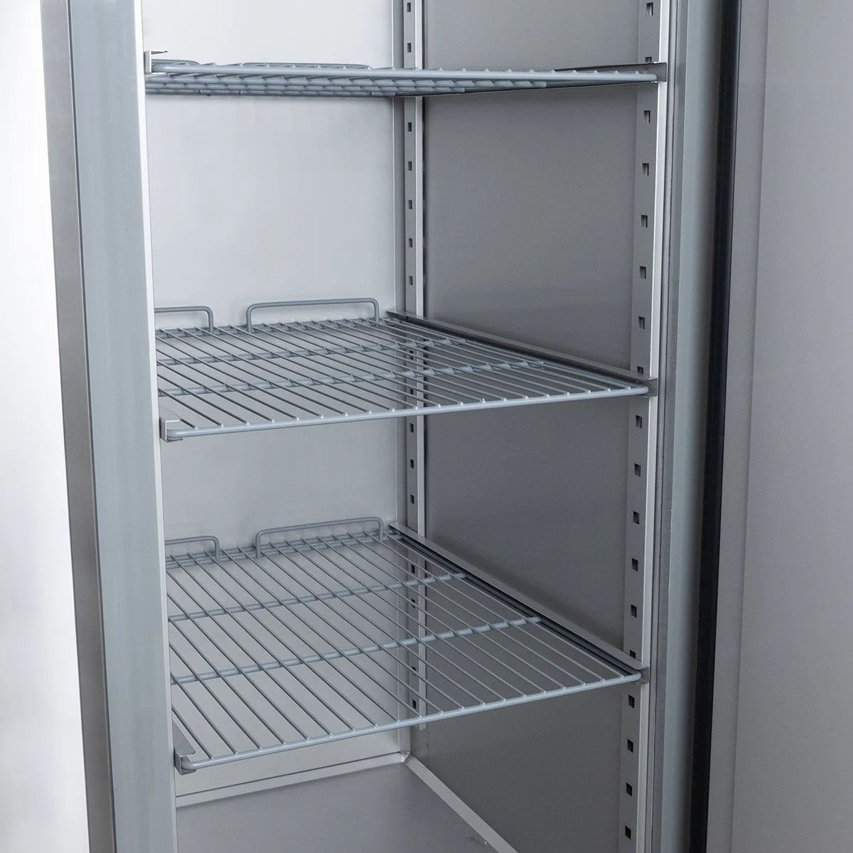 Kühlschrank ELINE 650 GN 2/1 Monoblock - hohe Energieeffizienz