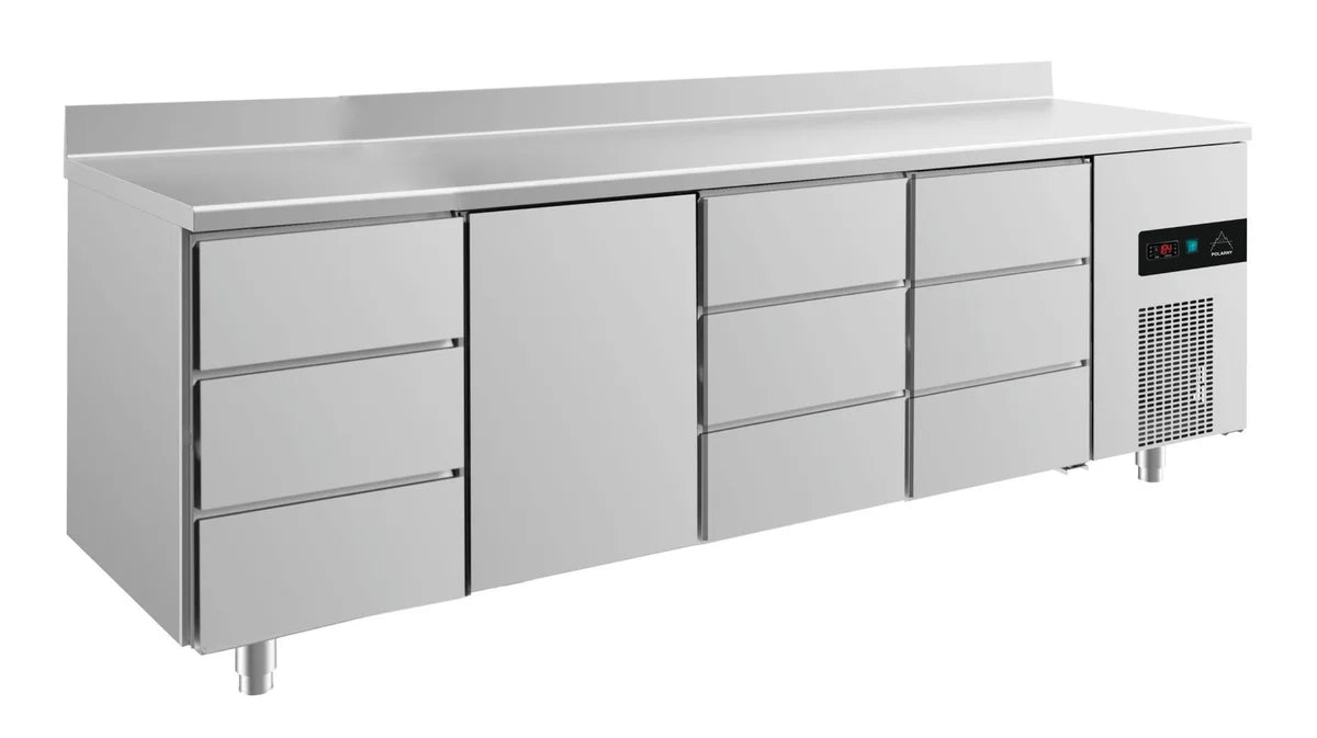 A&S Kühltisch -2 bis +8°C 2330x700x850mm mit 1x Tür und 3x drei Schubladen u. Aufkantung (4DTDDA)