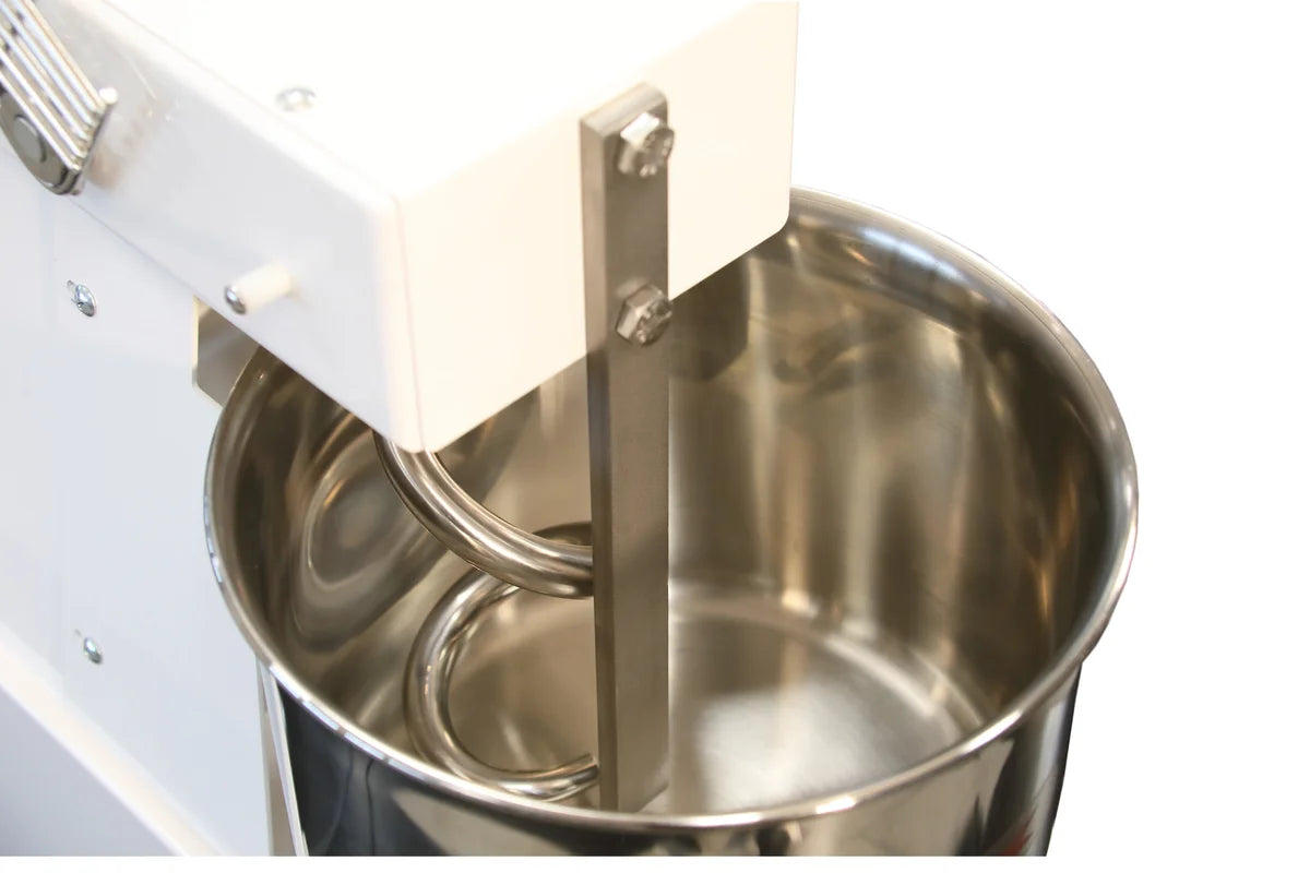 Spiral-Teigknetmaschine PROFI 33 Liter 400V mit Rollen - fester Kopf
