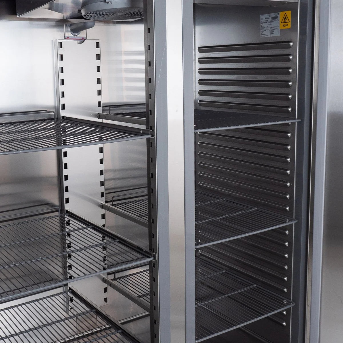 Tiefkühlschrank Profi 1400 GN 2/1 Superior - mit 2 Türen