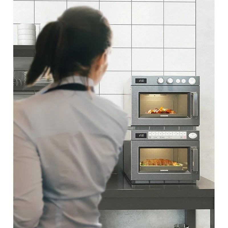 Samsung Gewerbe-Mikrowelle 26 Liter 1850W, manuelle Steuerung
